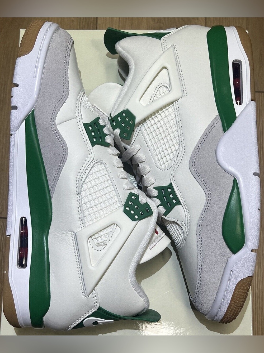 🎶 New - Air Jordan 4 Retro SP x Nike SB Pine Green - Picture 2 of 6